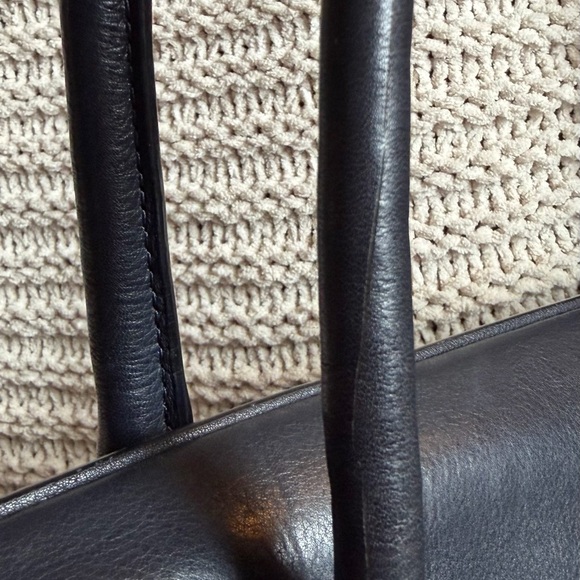 Radley London Burnham Beeches Medium Flapover – Dark Navy Dust Bag - Picture 11 of 13